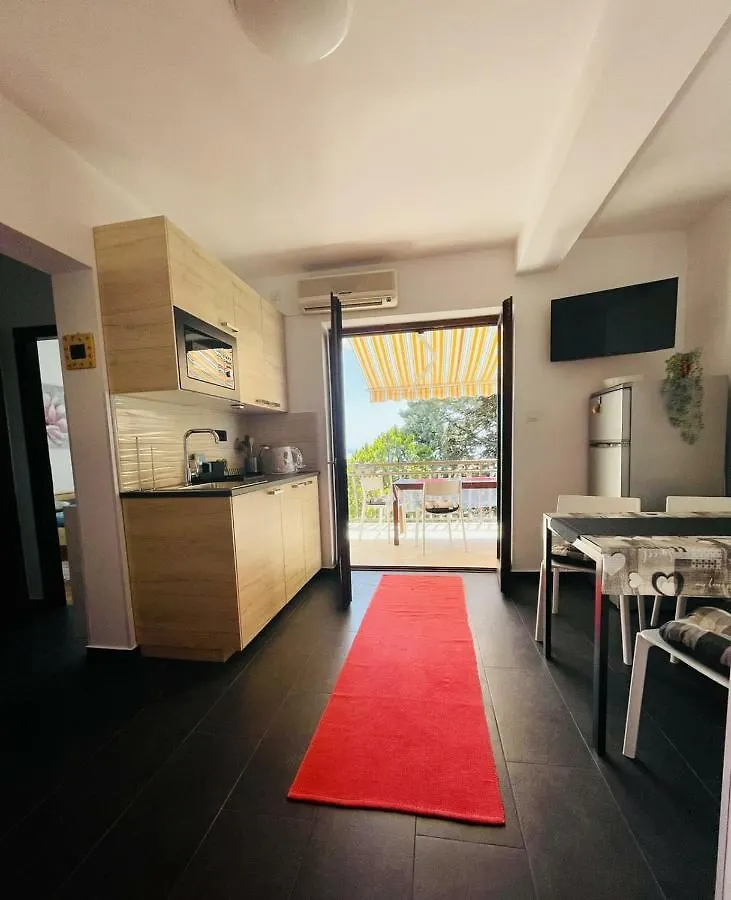 Vila Beleca Krk - Apartments Rest & Sea Krk Town