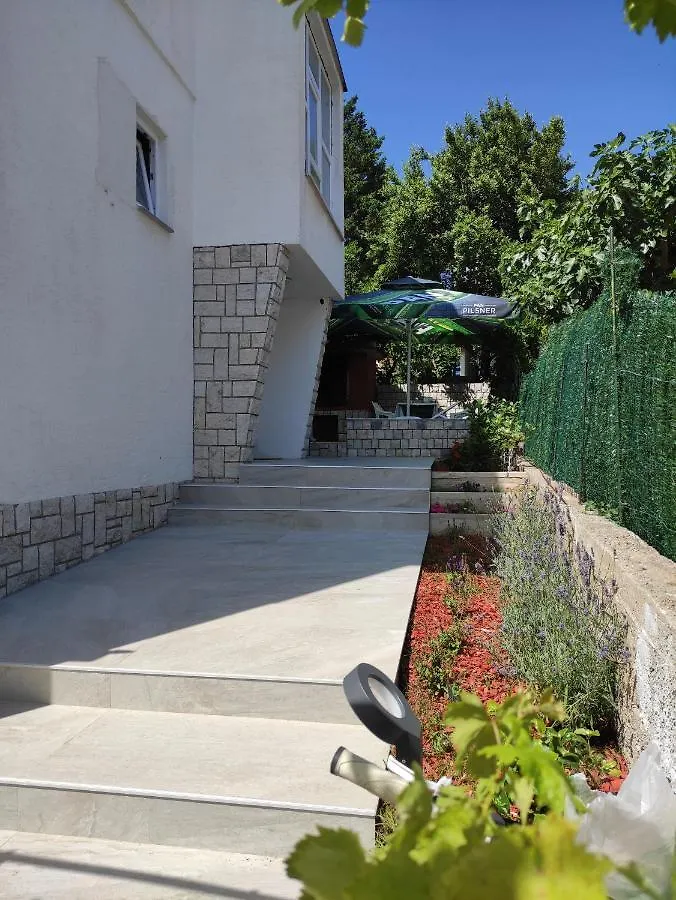 Vila Beleca Krk - Apartments Rest & Sea Krk Town