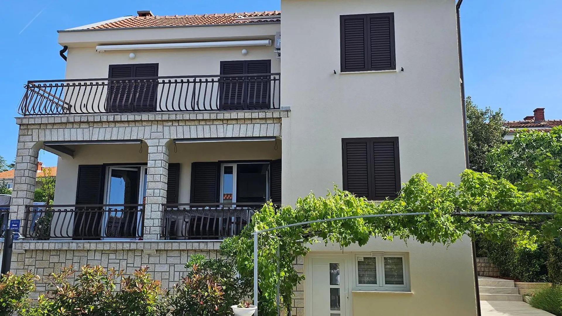 Vila Beleca Krk - Apartments Rest & Sea Krk Town Croatia
